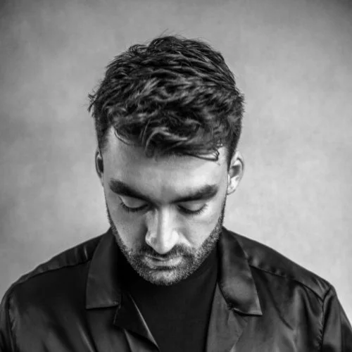 Hi-Lo - Essentials April Chart